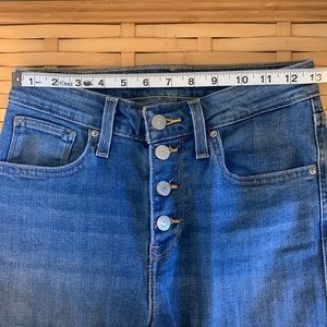 High rise button fly skinny Levi’s 721
